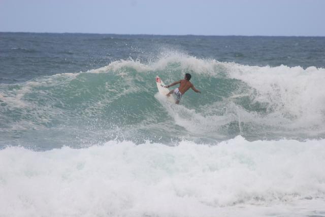 2007 Hawaii Vacation  0801 North Shore Surfing
